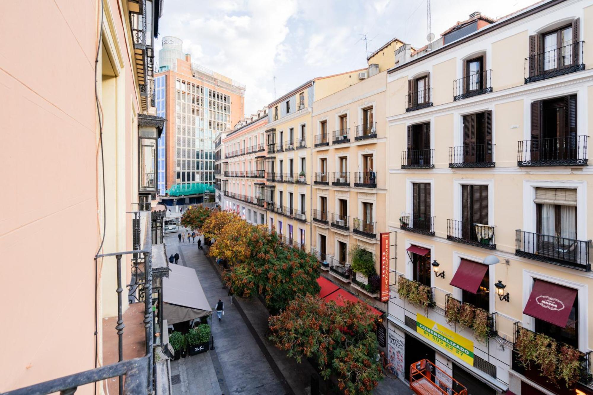 Los Preciados De Callao Apartment Madrid Exterior photo